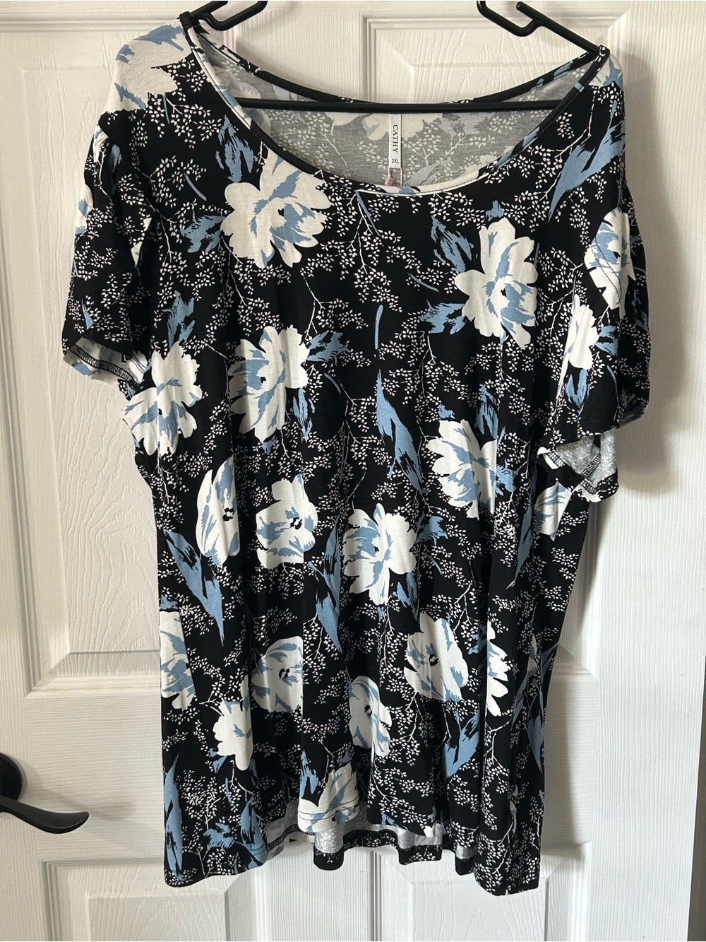 Floral Scoop Neck Blouse in Black, White & Light Blue